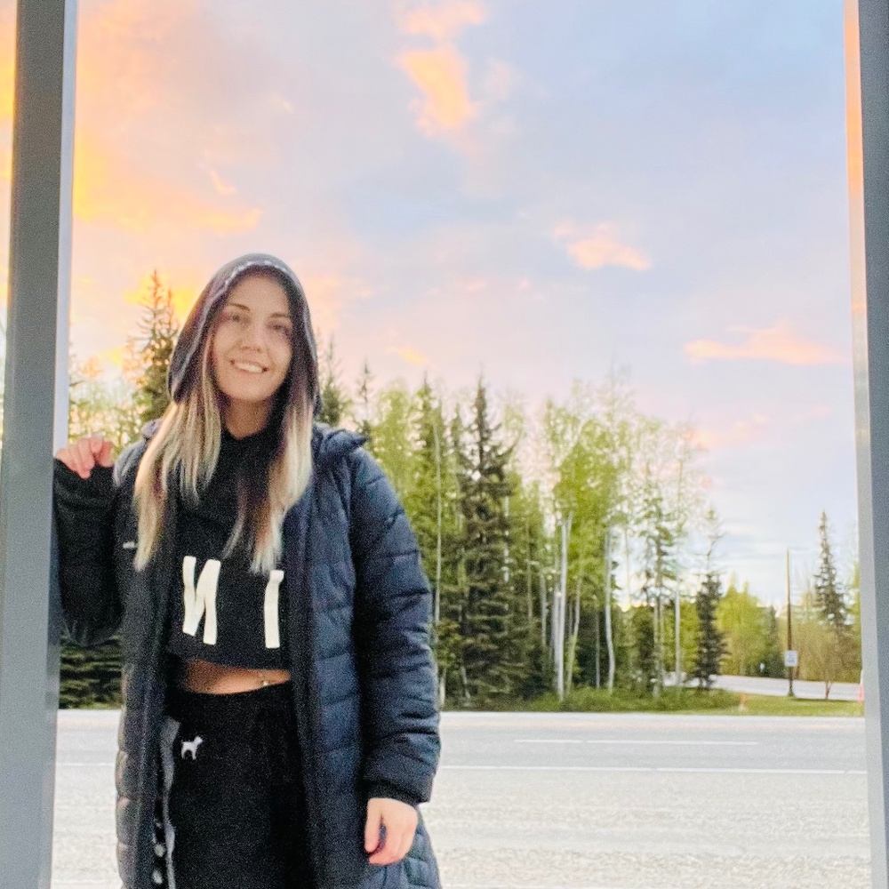 Meet your Posher, Elizabeth